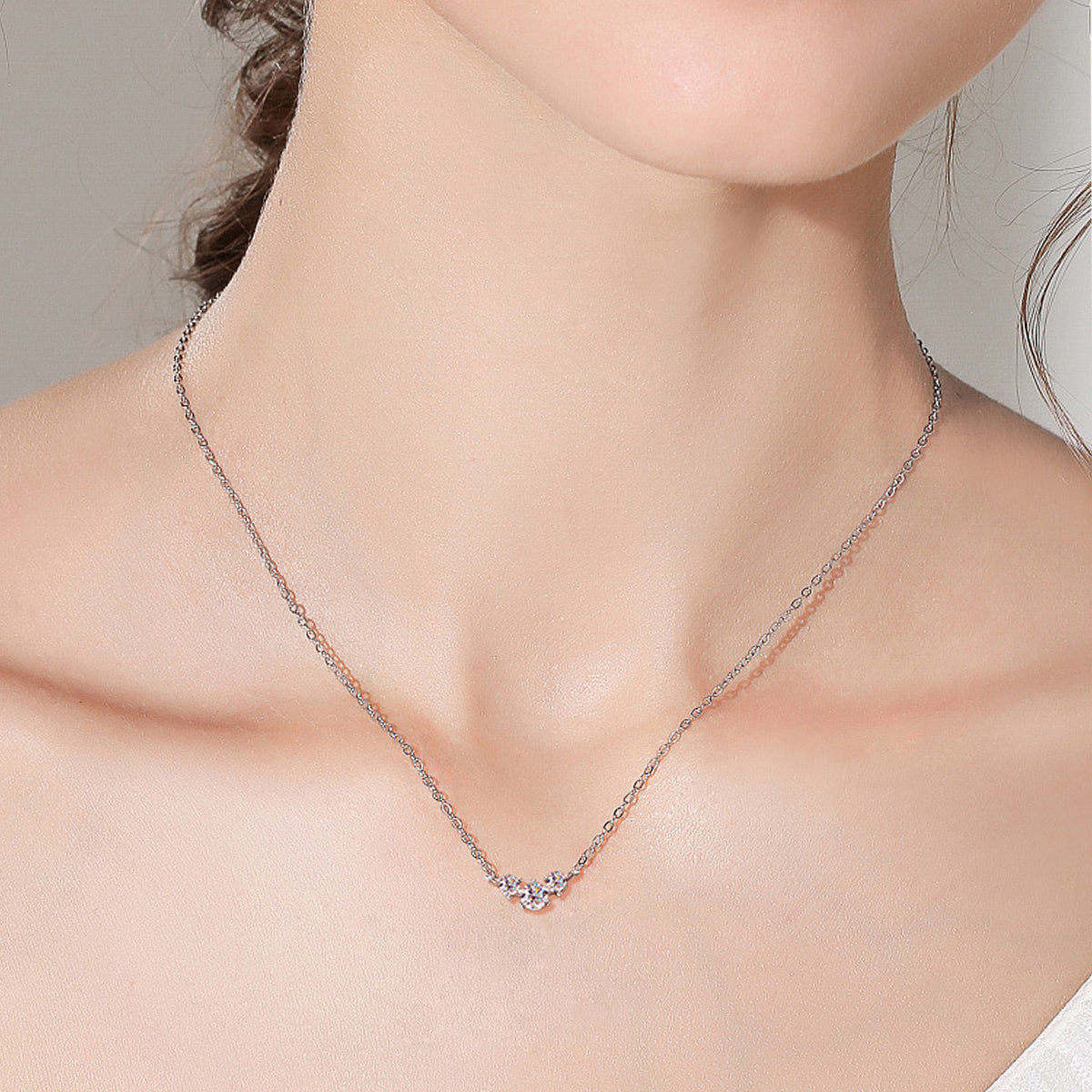 Collier en argent sterling 925 avec moissanite incrustée